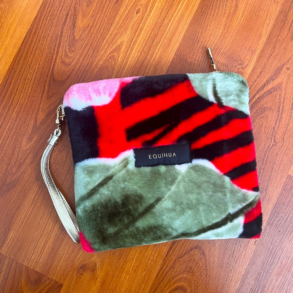 Equihua Blanket Bag